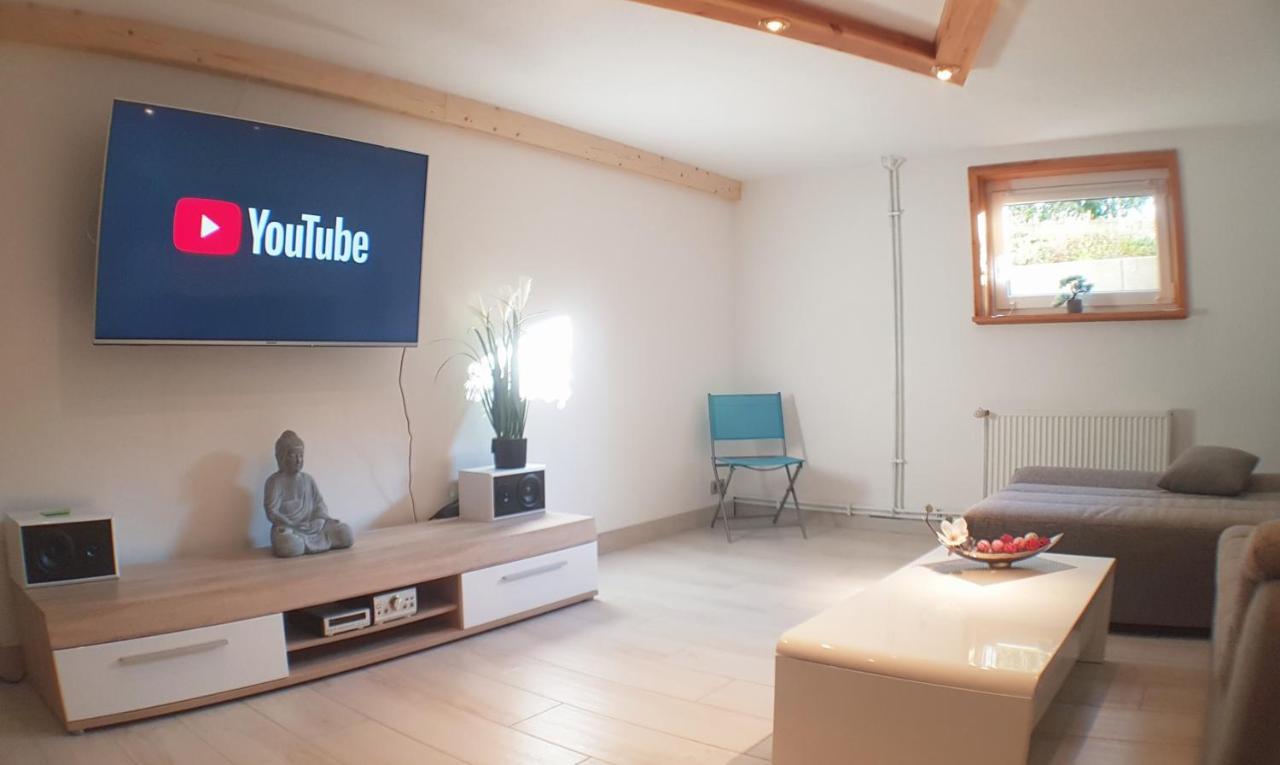 Moderne Kellerwohnung Fuer Handwerker Zwischen Braunschweig Und Wolfsburg, Mit Internet, Kueche, Parkplatz, 24H Check-In Schandelah Экстерьер фото